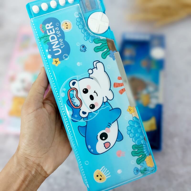 عکس جامدادی کتابی